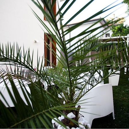 Ferienwohnung Casa Mia Desenzano del Garda Exterior foto