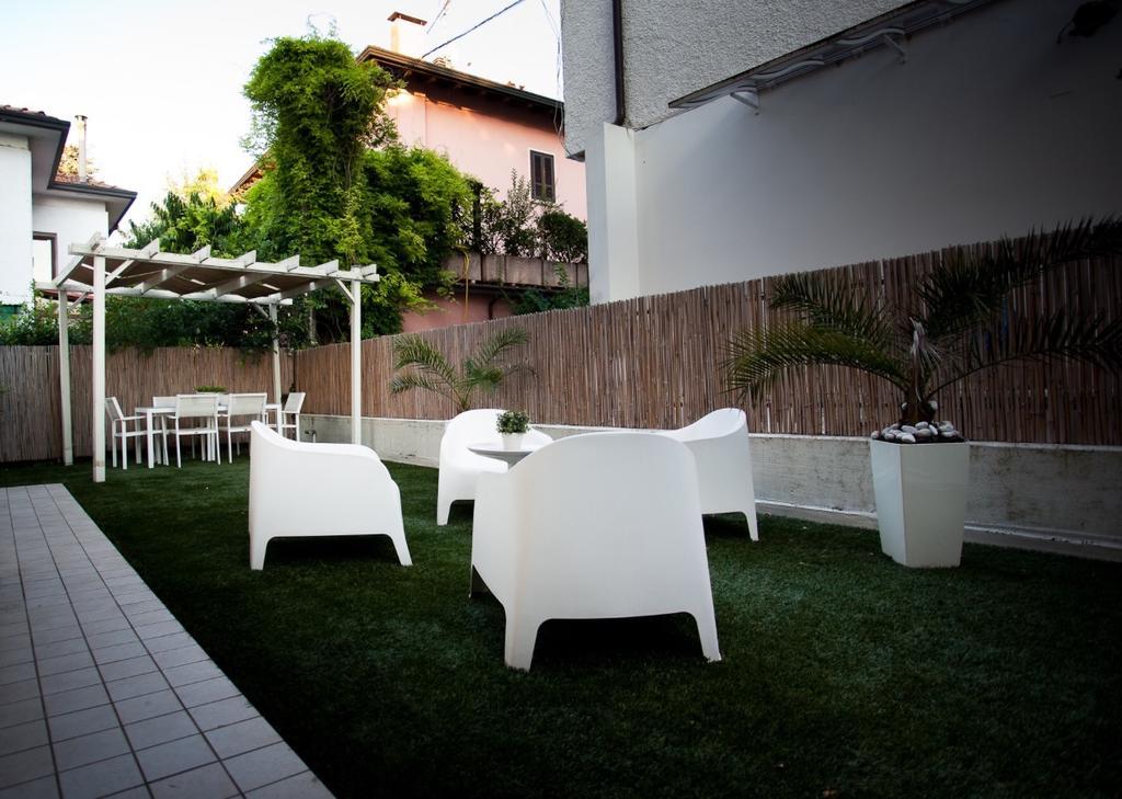 Ferienwohnung Casa Mia Desenzano del Garda Exterior foto